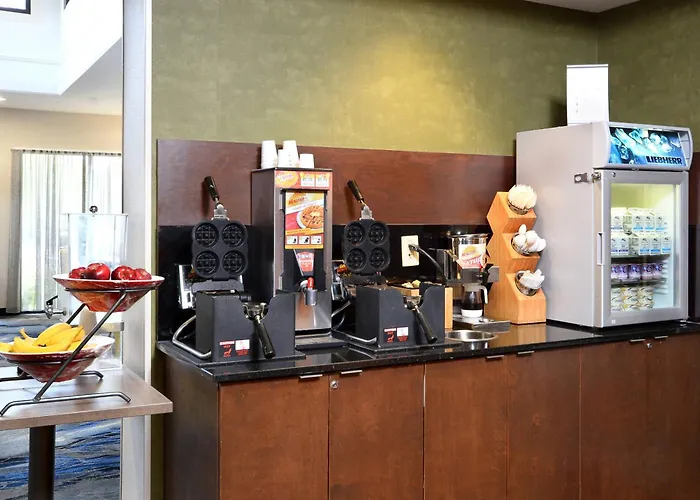 Fairfield Inn & Suites By Marriott Charlottesville North