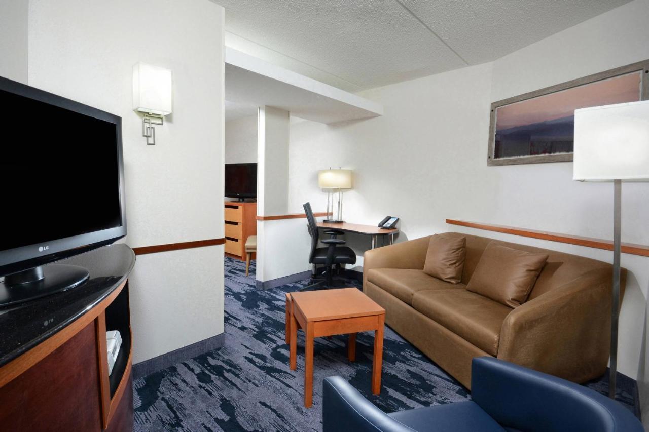 Fairfield & By Marriott North